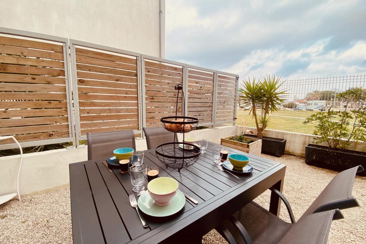 Escapade Au Soleil B002 Appartement 2 Chambres Dans Residence Sur La Plage لو غراو دو روا المظهر الخارجي الصورة